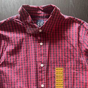 GAP Men's Red and Navy Plaid Shirt - New with tags never worn.